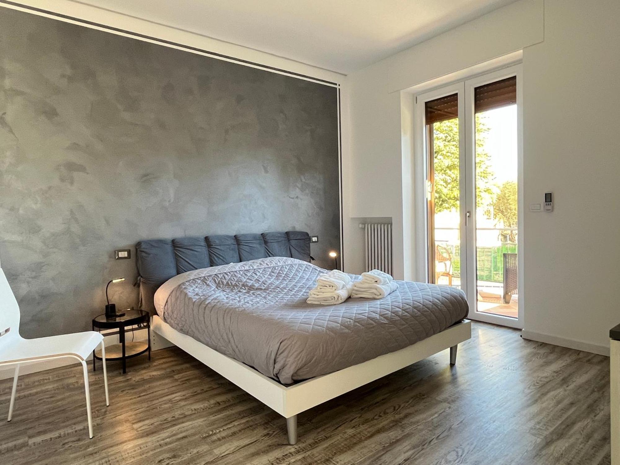 Garda Art&Lake Peschiera del Garda Exterior photo